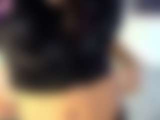 Live cam show with lucie-petite - Ebony on Camsoda | colombia