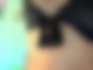 lucie-petite's Live Sex Cam Show