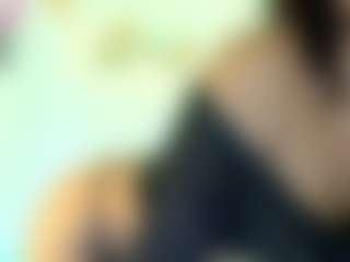 lucie-petite's Live Sex Cam Show