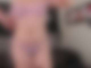Live cam show with SamanthaMiller8 - New Blowjob on Camsoda