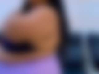 Live-camshow met Treisy Vixen - New Tattoos op Camsoda