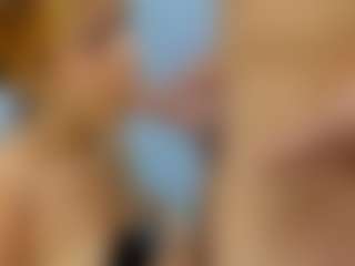 yeache's Live Sex Cam Show