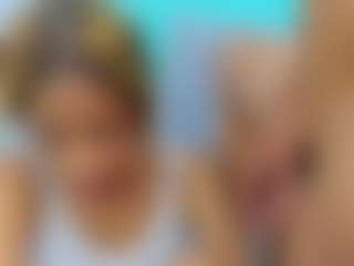 yeache's Live Sex Cam Show