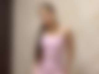 Bella's Live Sex Cam Show
