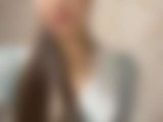 Bella's Live Sex Cam Show
