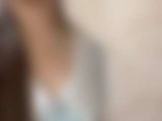 Bella's Live Sex Cam Show
