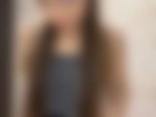 Bella's Live Sex Cam Show