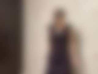 Bella's Live Sex Cam Show
