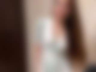 Live cam show with Bella - New White on luckytryst.com | united states