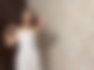Bella's Live Sex Cam Show