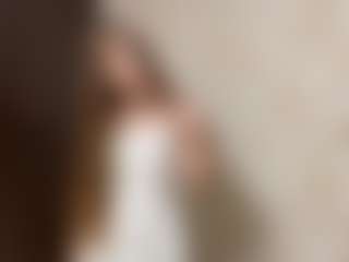 Bella's Live Sex Cam Show