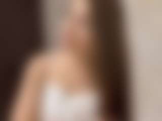 Bella's Live Sex Cam Show