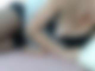 Margokiss MILF webcam performer live streaming
