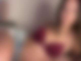 Live cam show with sophiesweetside - Body on Gym Cam Girls