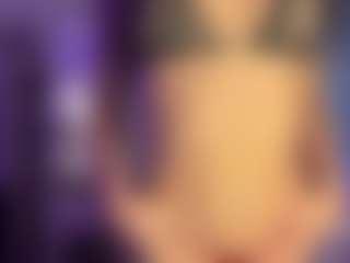 sophiesweetside's Live Sex Cam Show