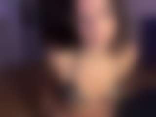 sophiesweetside's Live Sex Cam Show