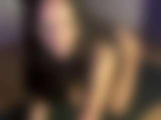 Live cam show with sophiesweetside - Brown Eyes Brown Hair on Camsoda