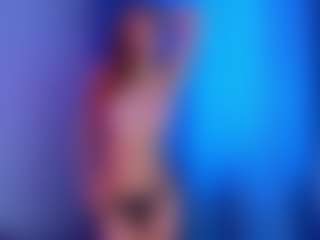 UlanaWallis's Live Sex Cam Show