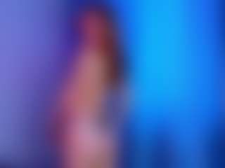Live cam show with UlanaWallis - Curvy Young Adult on Dolls Live