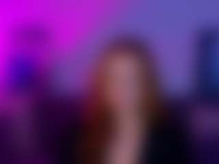 UlanaWallis's Live Sex Cam Show