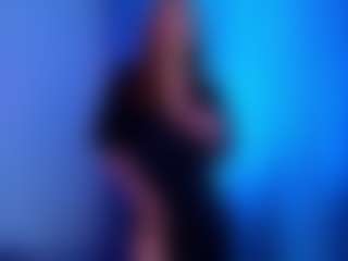 UlanaWallis's Live Sex Cam Show