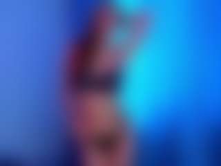 UlanaWallis's Live Sex Cam Show