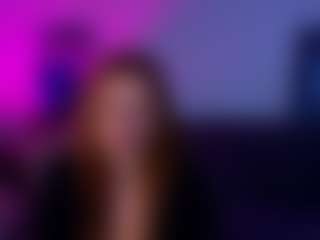 UlanaWallis's Live Sex Cam Show