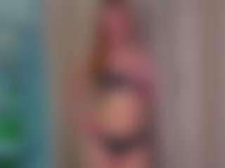 UlanaWallis's Live Sex Cam Show