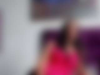 Live cam show with Larina-fox - Cum Mature on StripNow