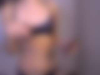 cleowestwood's Live Sex Cam Show