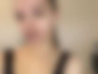 Live cam show with MiAllex - New BBW on CamwithHer