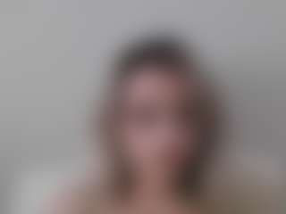 kinkynicoless's Live Sex Cam Show