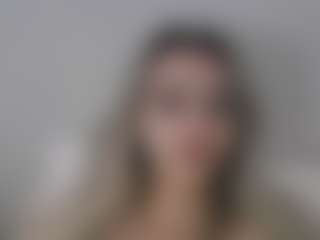 kinkynicoless's Live Sex Cam Show
