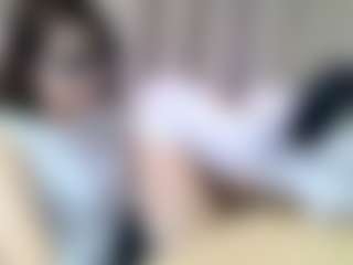 Live-camshow met Avi - Oil op Camsoda