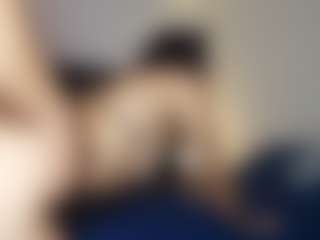 Luxxy-N-Noahh's Live Sex Cam Show