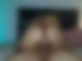 Luxxy-N-Noahh's Live Sex Cam Show