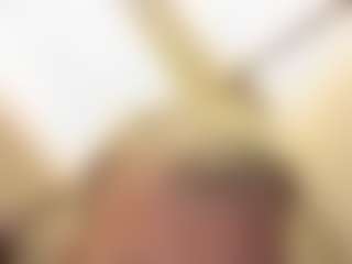 Live cam show with StandingTal - Brunette Hair on TeamSkeetLive