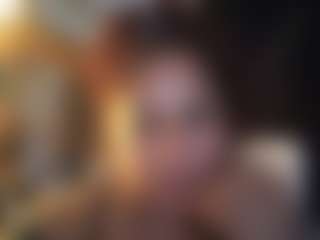 Live cam show with KamilaGndRaTG3 - Red Hair Middle Aged on Streamer API