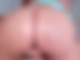 Kellynee1's Live Sex Cam Show