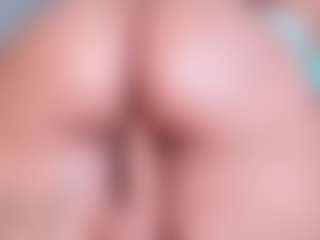 Kellynee1's Live Sex Cam Show