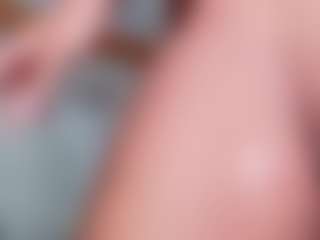 Kellynee1's Live Sex Cam Show
