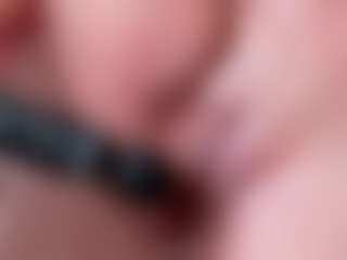 Kellynee1's Live Sex Cam Show