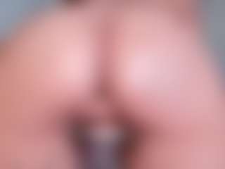 Live cam show with Kellynee1 - Butt Plug on TeamSkeetLive