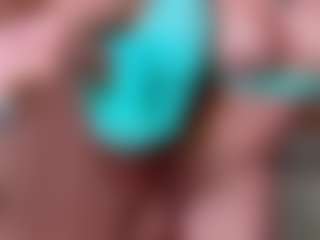 Kellynee1's Live Sex Cam Show