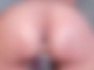 Kellynee1's Live Sex Cam Show