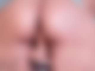 Kellynee1's Live Sex Cam Show