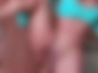 Kellynee1's Live Sex Cam Show