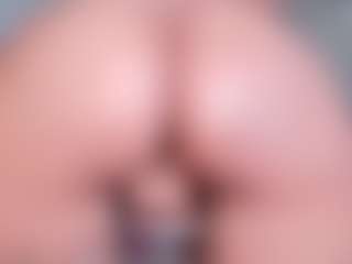 Kellynee1's Live Sex Cam Show