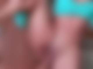 Kellynee1's Live Sex Cam Show