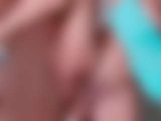 Kellynee1's Live Sex Cam Show